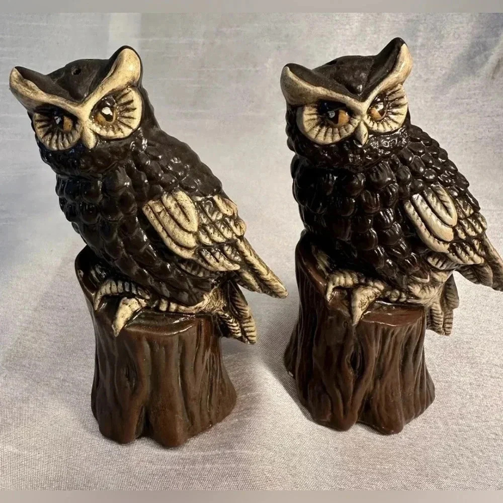 Vintage Porcelain Owl Salt And Pepper Shakers Signed